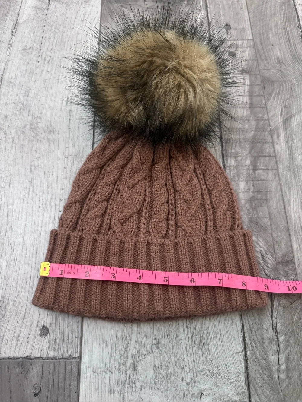 The North Face Women's Oh Mega Fur Pom Pom Beanie Hat Sumac O/S Brown